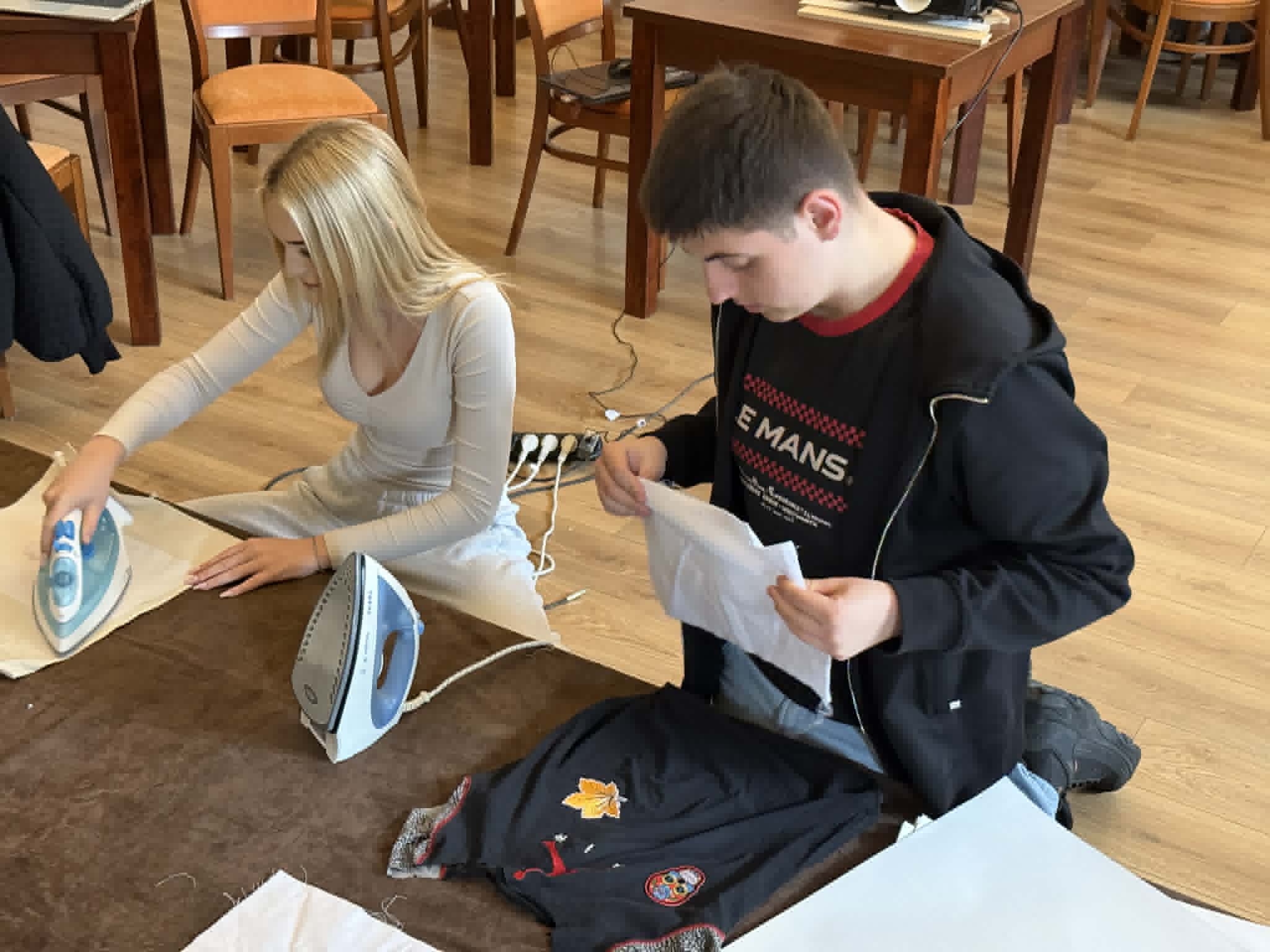 1B podczas zajęć z programu ubierz się odpowiedzialnie