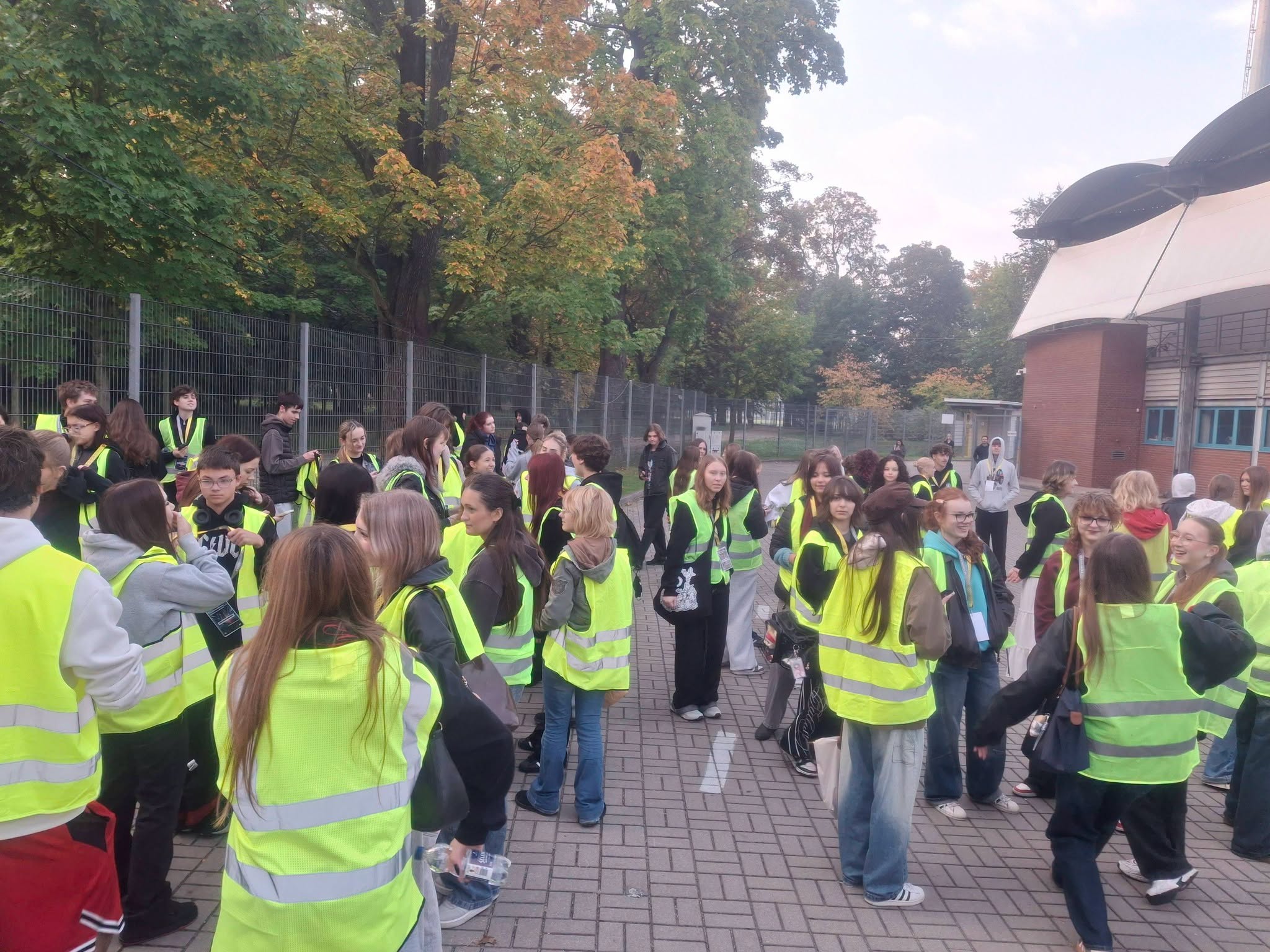 wolontariusze V LO na Legnicim Święcie biegowym